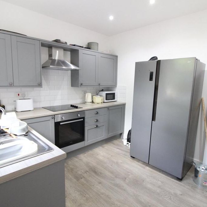 1 bedroom house of multiple occupation to rent - Photo 1