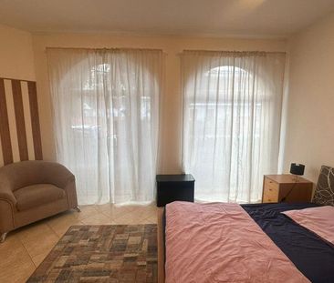 Väčšia izba pre ženu na Mostnej v BA II - Fotografia 3