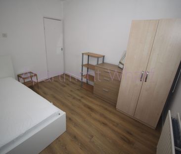 A Bow Common Lane, E3 4HH, London - Photo 6