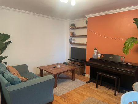 1 Bedroom Home – Medium Let - Photo 2