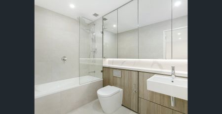 Conveniently located 2 bedroom apartment in Campsie Central! - Photo 3