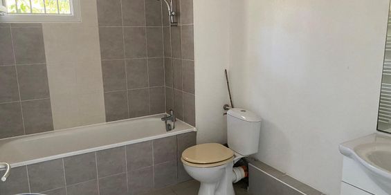 Location Appartement 1 pièce 27m² ARLES 13200 - Photo 3