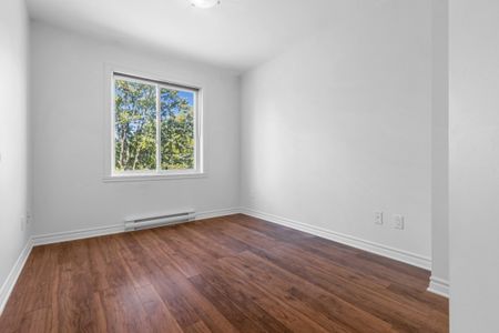 Appartement à louer - Saint-Basile-le-Grand (Montagne) Appartement à louer - Saint-Basile-le-Grand (Montagne) - Photo 3