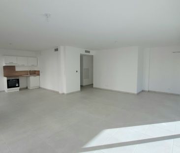 Location Appartement 4 pièces 104m² AIX EN PROVENCE 13100 - Photo 3