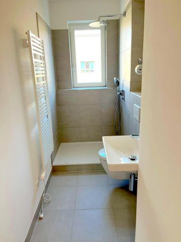 Neubau! Sofort einziehen! 2-Zi Wohnung über den Dächern Berlins! - Photo 4