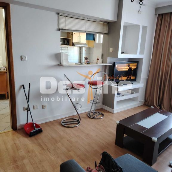 Inchiriat Apartament 2 Camere - Photo 1