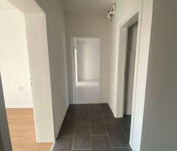 Hermannstraße 42 - schöne 2 ZKB Wohnung im 3. OG - Photo 1