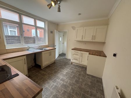 Barclay Road, Smethwick, B67 - Photo 2