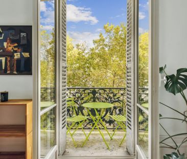 Location Appartement Paris 9 3 Pièces 62.17 m² - Photo 4