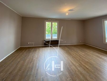 Location Appartement 4 pièces 88m² MONTIGNY LES METZ 57950 - Photo 4