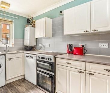 Glen Road, Woolston, Southampton - Photo 2