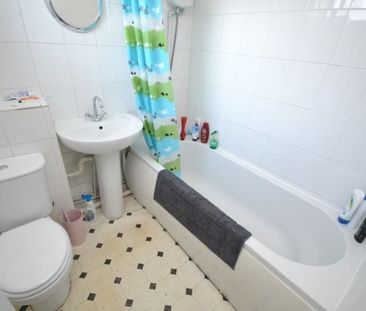 1 bed Shared House for Rent - Photo 5