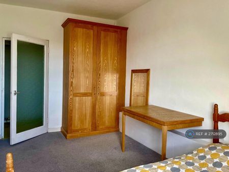 1 bedroom flat to rent - Photo 5