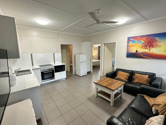 Unit 2, 10 O'Reilly St, Mundingburra - Photo 1