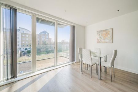 Heritage Walk, Brentford TW8 - Photo 3