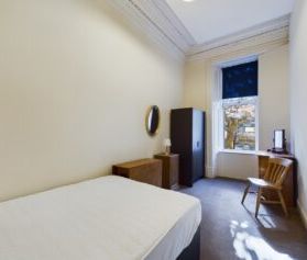 HMO Queen Margaret Drive, Glasgow G20 8PB - Photo 5