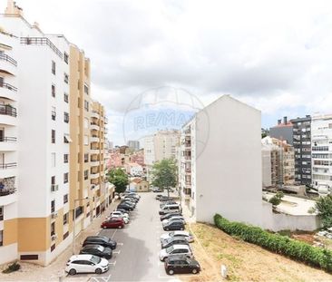 3 room luxury Apartment for rent in São Domingos de Benfica, Lisbon - Photo 1