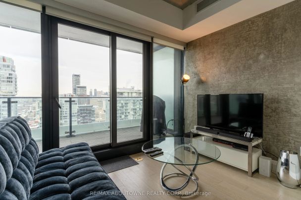 224 King Street W #3302 - Photo 1