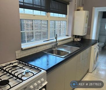 4 bedroom terraced house to rent - Photo 1