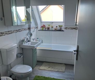 3 ZKB im gepflegten 3FH im Bockfeld, citynah und ruhig teilmöbl. - Foto 1