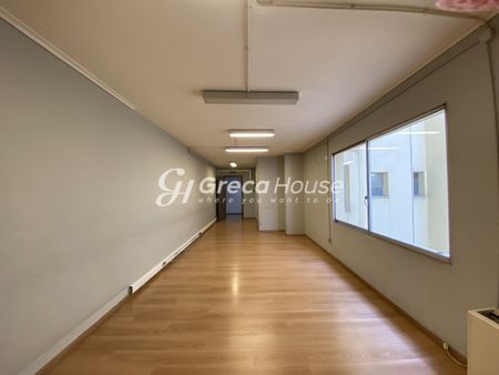 Ενοικιάζεται Γραφείο 95 τ.μ. στον 4ο Όροφο – Σύνταγμα, Κέντρο Αθήνας | 1.400 € - Φωτογραφία 3