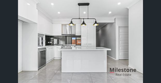 Premium Family Entertainer. - Photo 1