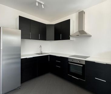 Exklusive möblierte Penthousewohnung mit riesiger Terrasse in ruhig... - Photo 1