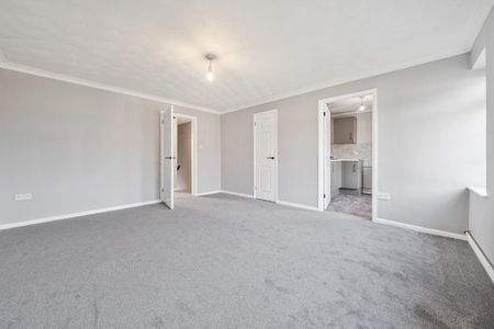 2 bedroom Flat To Let Total Size: 517 SQ FT - Photo 2