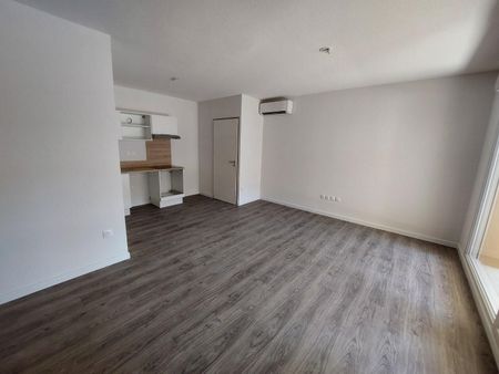 location Appartement T2 DE 46.14m² À BEZIERS - Photo 2