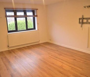 Holmwood Gardens, Wallington, SM6 - Photo 6