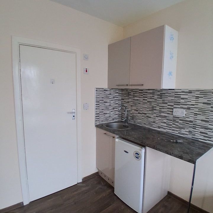 Studio Flat, Fordel Road, SE6 - Photo 1