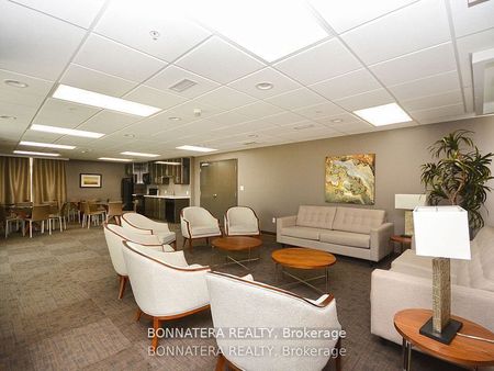 For Lease - 5010 CORPORATE Drive Unit# 209, Burlington, Ontario - Photo 4