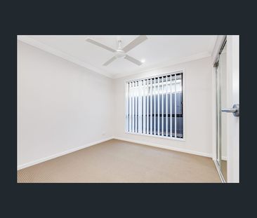 Modern low maintenance living - Photo 2