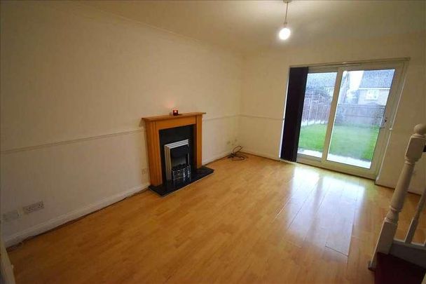 Moore Close, Dartford, DA2 - Photo 1