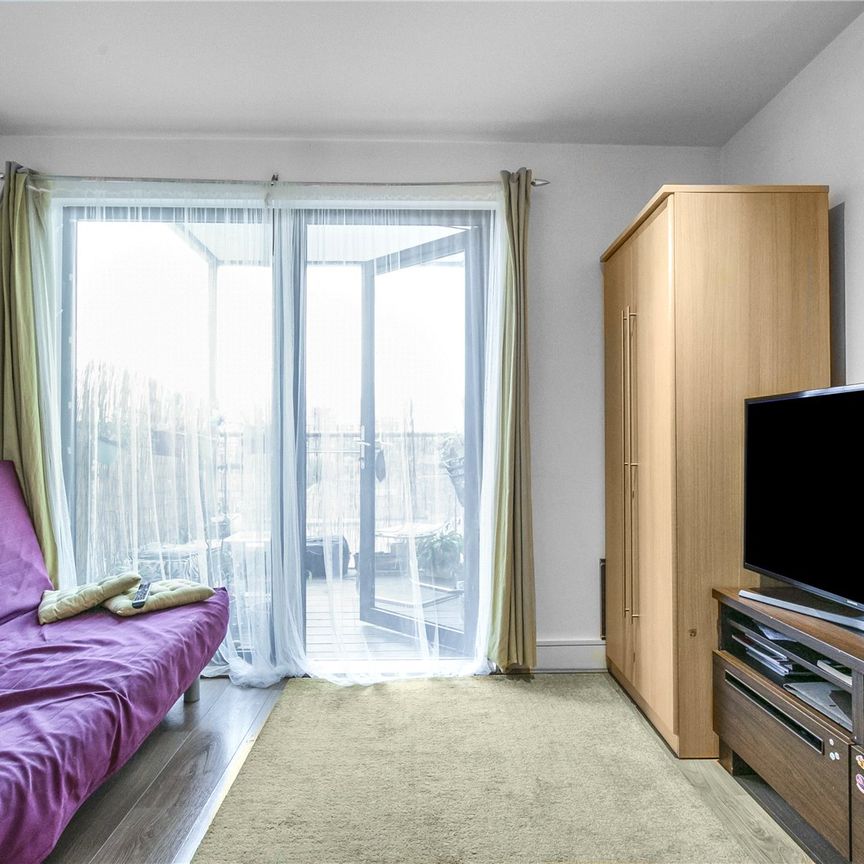 Turner Street, London, E16 1FH - Photo 1