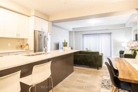 For Lease - 915 Robert Ferrie Drive, Kitchener, Ontario - Photo 5