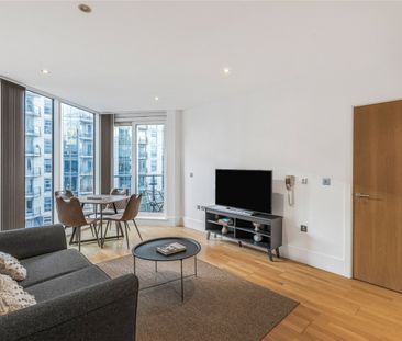 Juniper Drive, London, SW18 - Photo 3