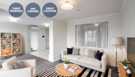 ONE WEEK RENT FREE - Photo 3