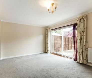 3 bedroom terraced house to rent - Photo 2