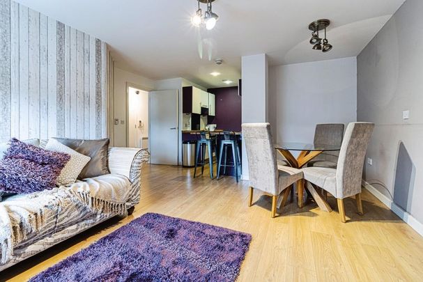 2 bedroom apartment to rent - Photo 1