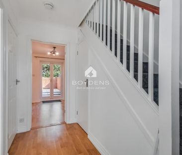 2 bedroom terraced house to rent - Photo 2