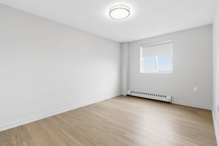 For Lease - 82 Millside Drive Unit# 1008, Milton, Ontario - Photo 2