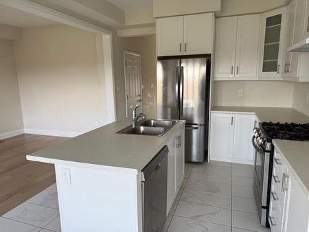 For Lease - 186 UNION Boulevard, Wasaga Beach, Ontario - Photo 4