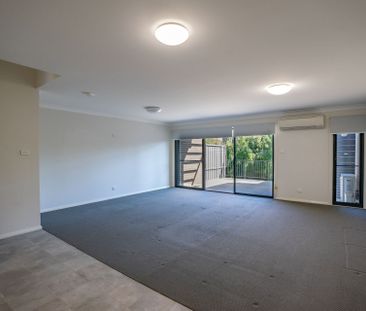 Modern Townhouse Living in a Convenient Location - Photo 1