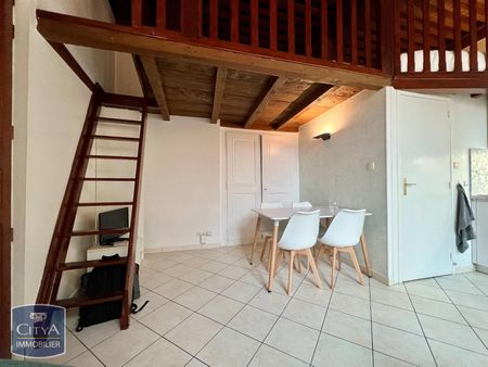 Location Appartement 1 pièce 21m² LYON 2ème - Photo 3