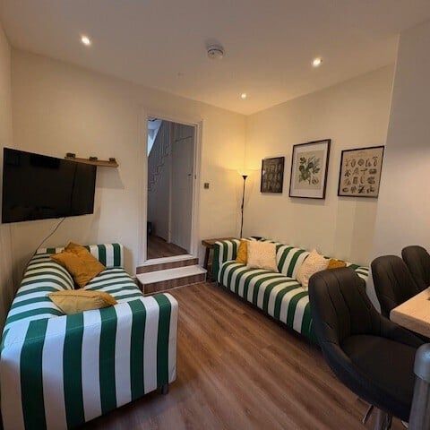 Trematon Terrace, PLYMOUTH - Photo 1