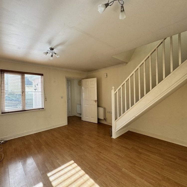 Parc Gwernen, Tycroes, Ammanford, Carmarthenshire. - Photo 1