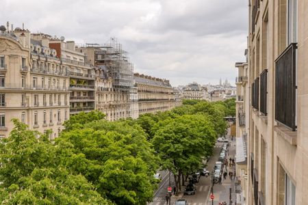 A louer Appartement 95 m2 - 1 chambre - Paris 8ème - Avenue Montaigne - Photo 3