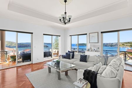 Prestigious Balmoral Residence with Panoramic Middle Harbour Views (6-Month Term) - Photo 3