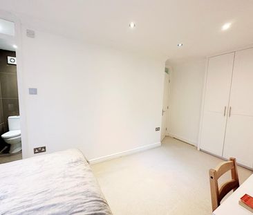 Room in a Shared House, Canada Water, SE16 - Photo 4